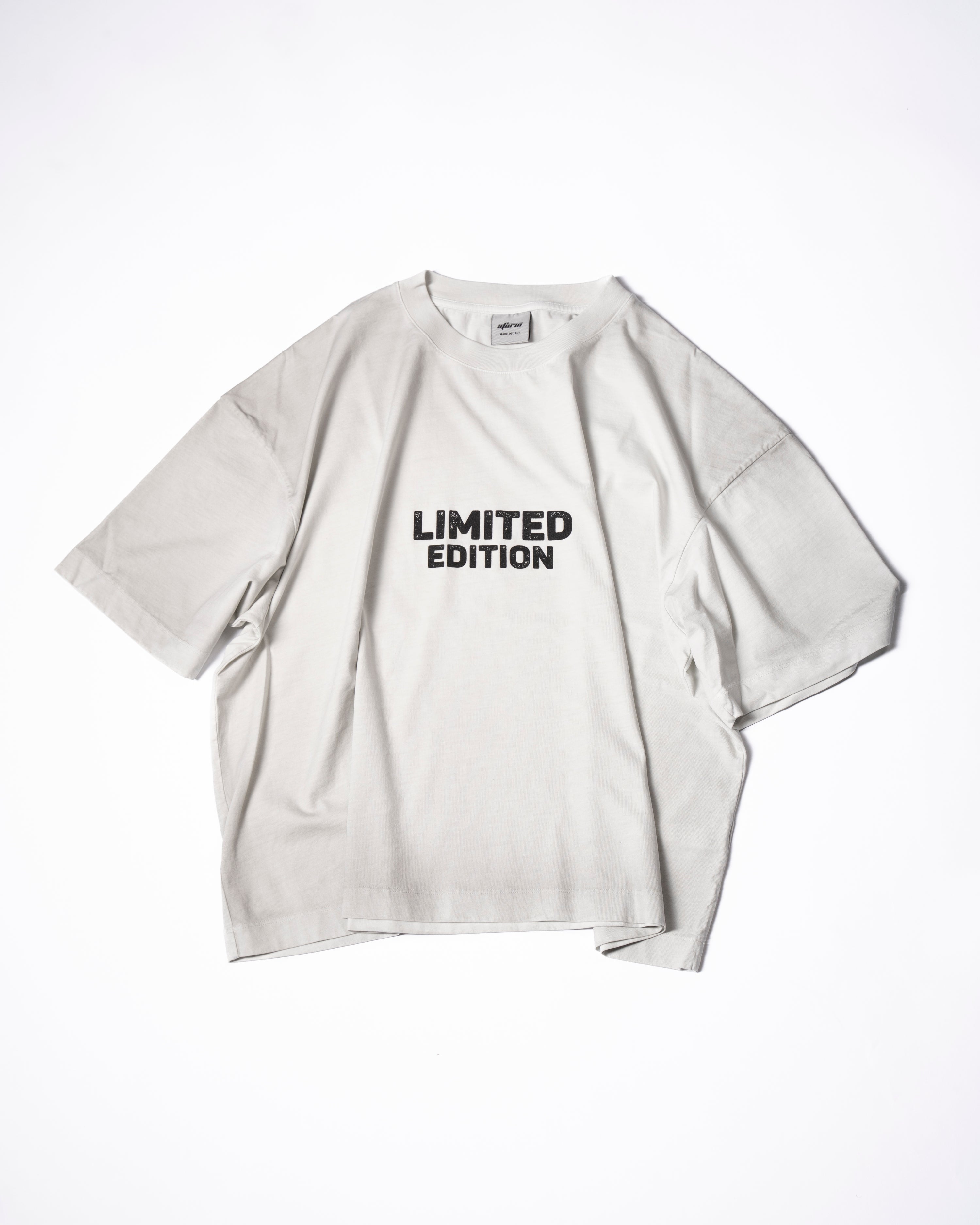 LIMITED LIGHT TEE